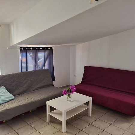 Apartments Niko Трогир Екстериор снимка