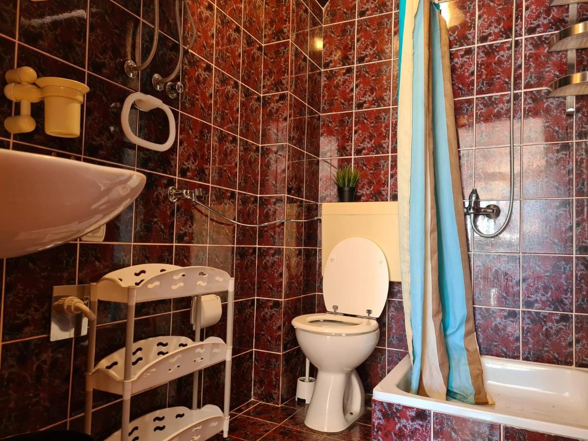 Apartments Niko Трогир Екстериор снимка