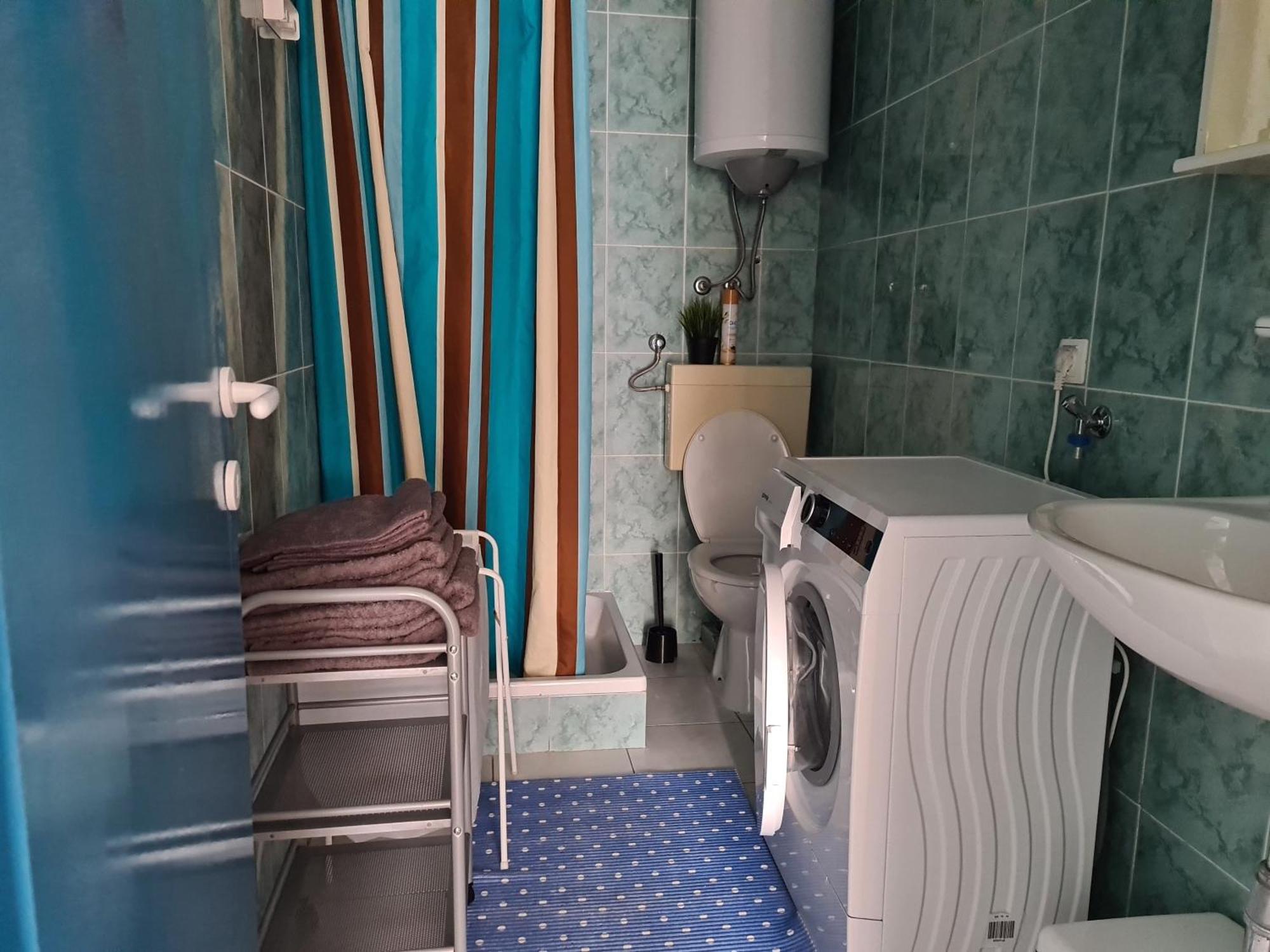 Apartments Niko Трогир Екстериор снимка