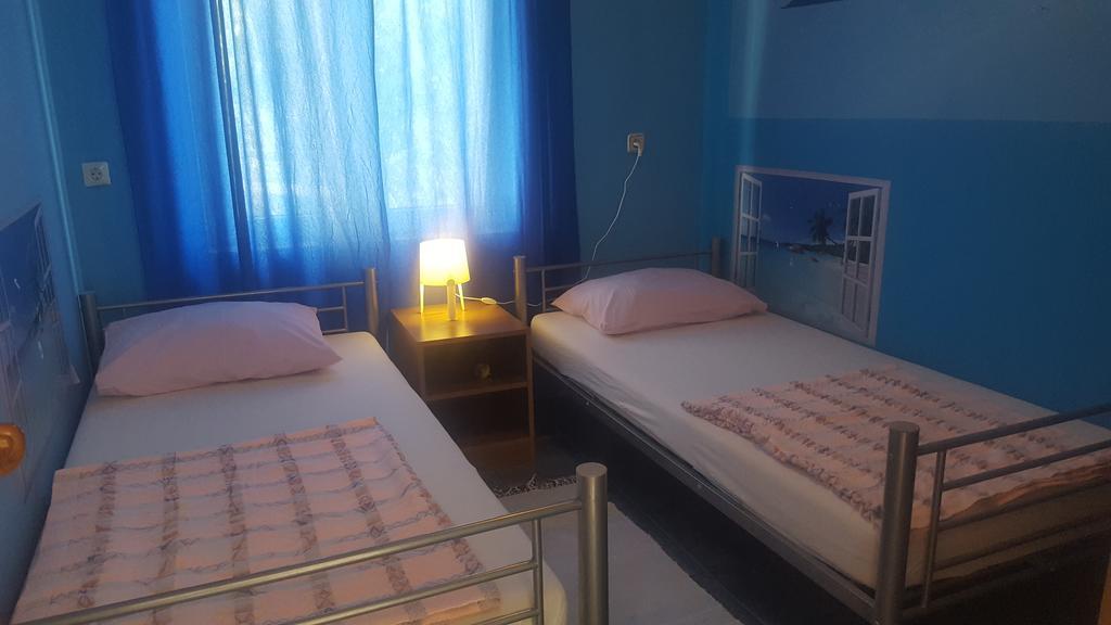 Apartments Niko Трогир Екстериор снимка
